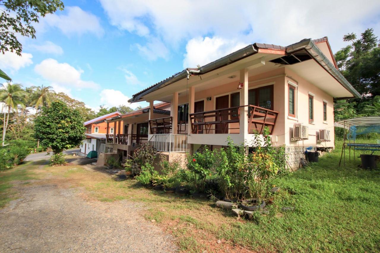 Oyo 75373 Chamil House Hotel Nai Harn Bagian luar foto