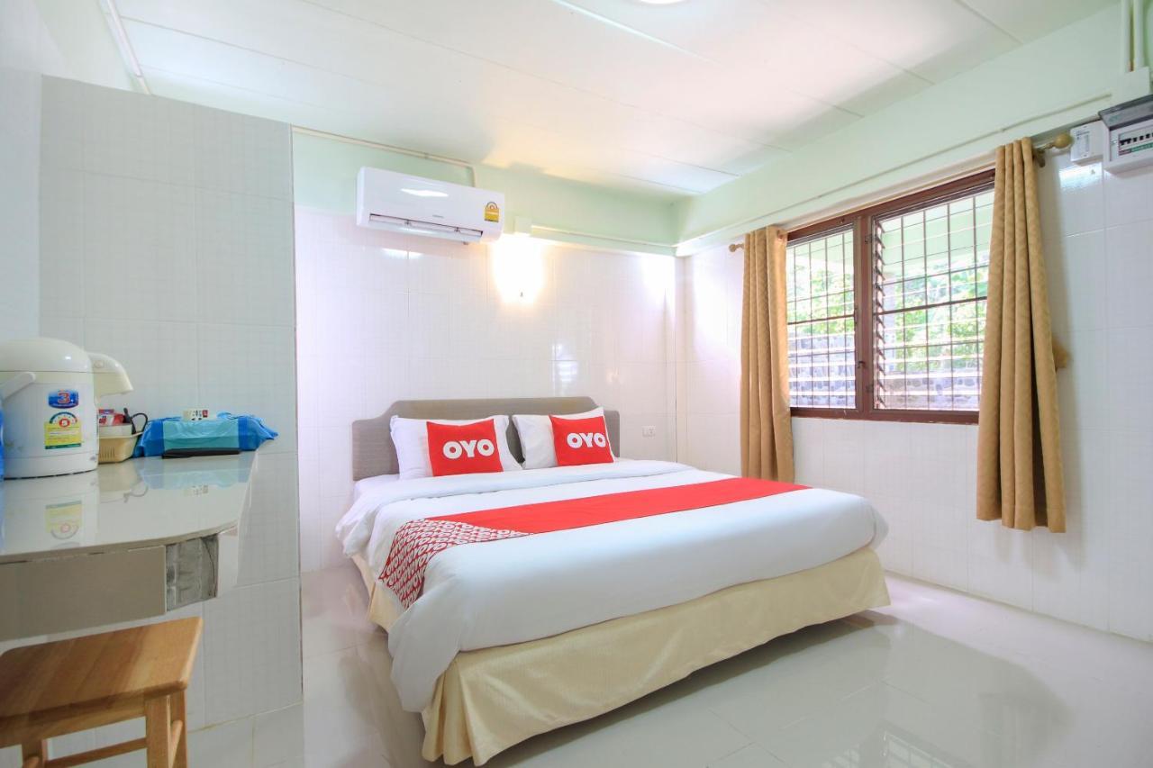 Oyo 75373 Chamil House Hotel Nai Harn Bagian luar foto