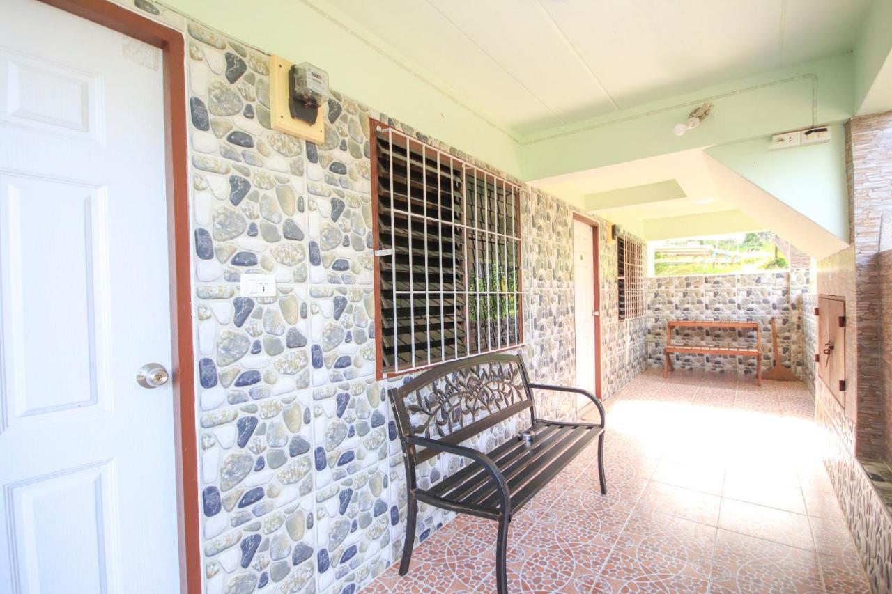 Oyo 75373 Chamil House Hotel Nai Harn Bagian luar foto