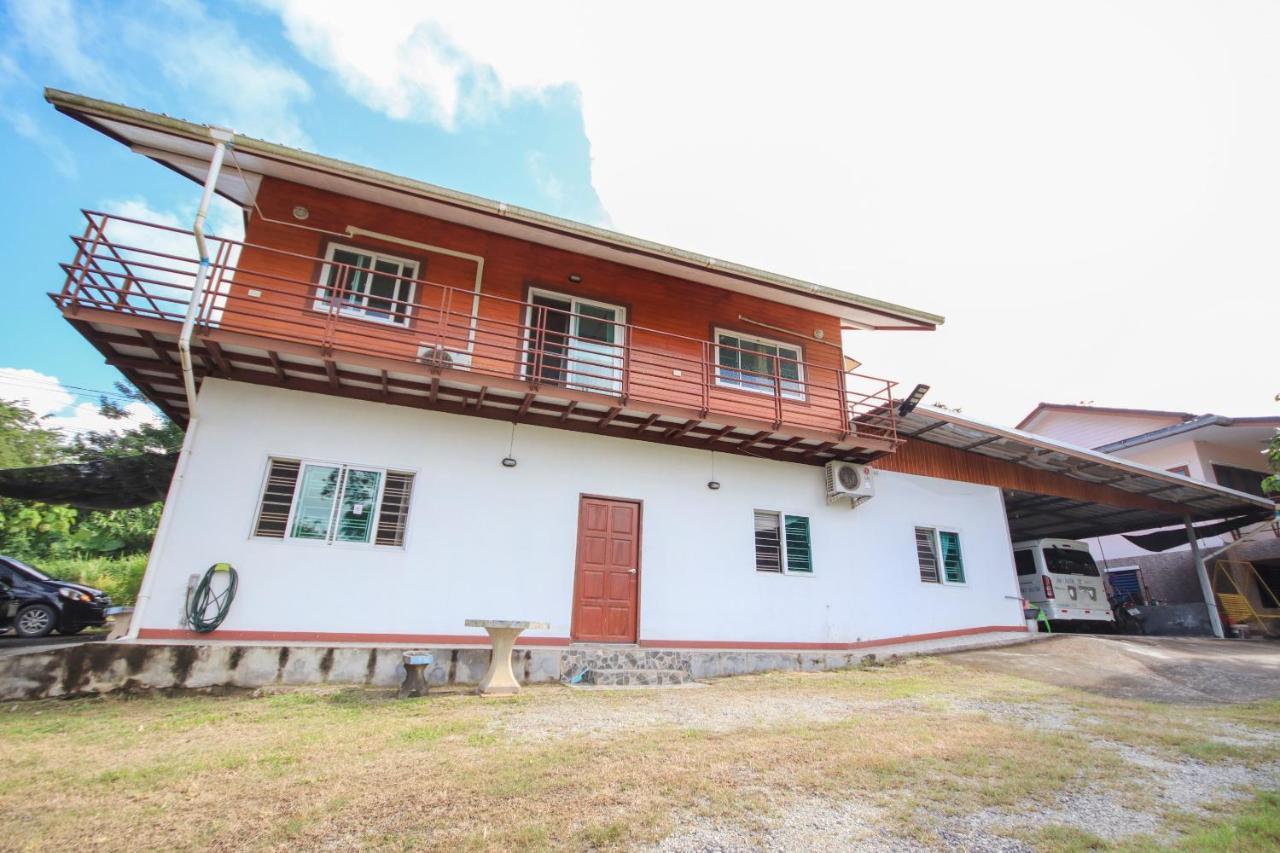 Oyo 75373 Chamil House Hotel Nai Harn Bagian luar foto