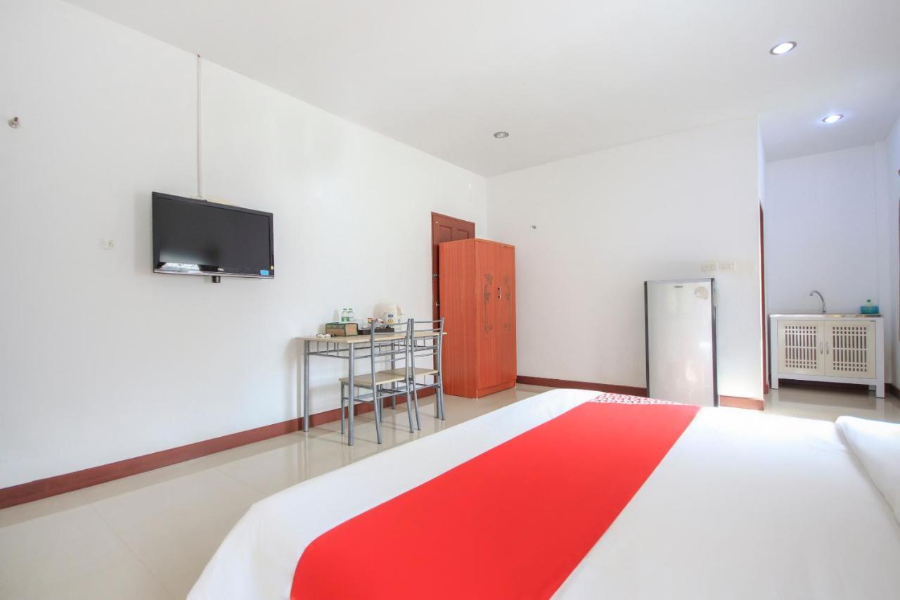 Oyo 75373 Chamil House Hotel Nai Harn Bagian luar foto